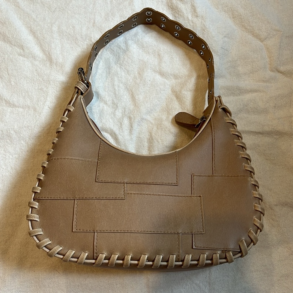 Faux Leather Handbag Set - Picture 2 of 16